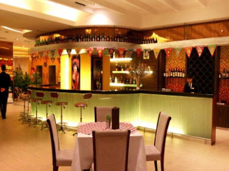 גואנגג'ואו Jian Li Harmony Hotel מראה חיצוני תמונה