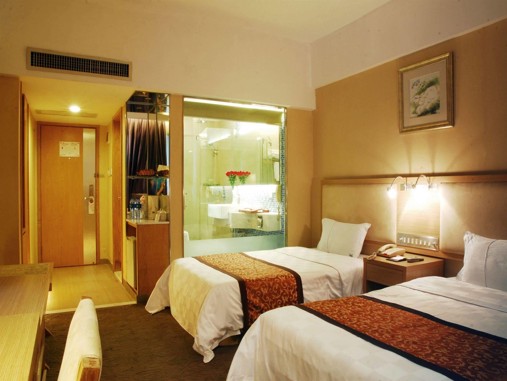 גואנגג'ואו Jian Li Harmony Hotel מראה חיצוני תמונה