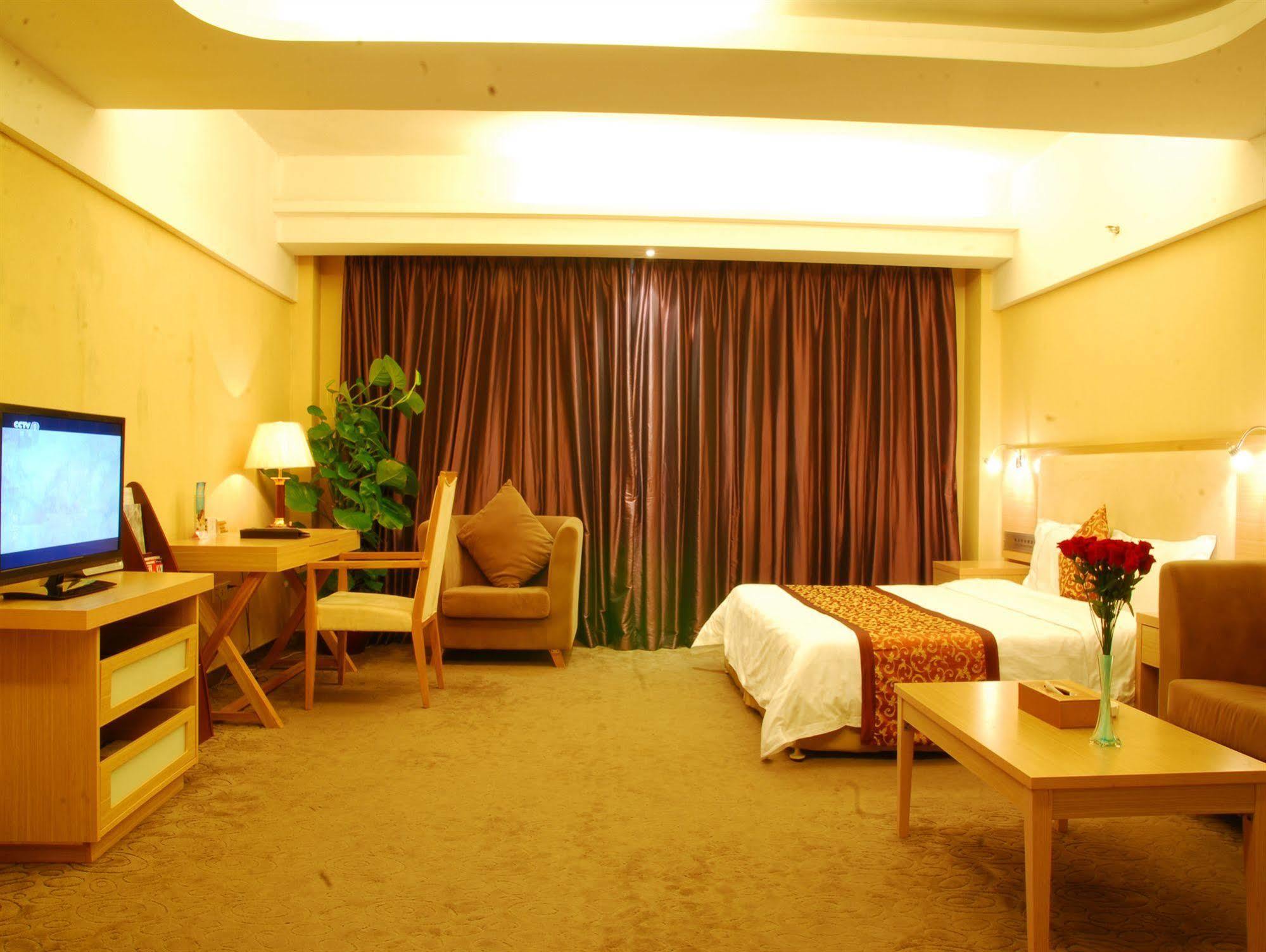 גואנגג'ואו Jian Li Harmony Hotel מראה חיצוני תמונה